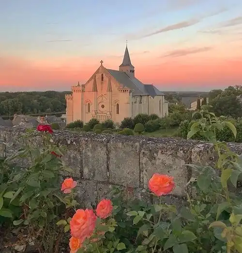 生活有品位,越过越高雅的星座女
