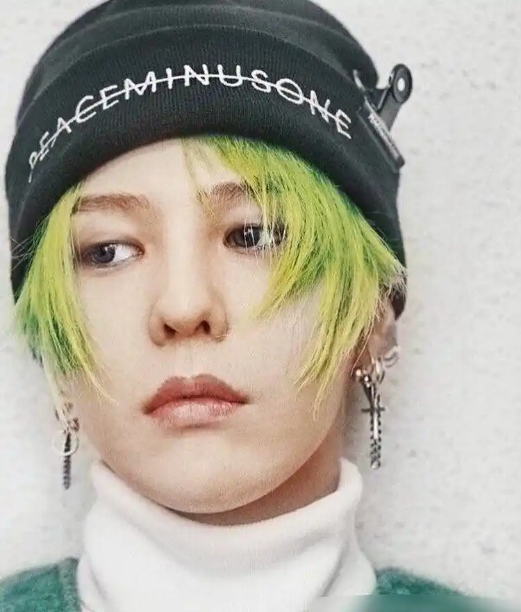 不愧是发色试验田!权志龙长发造型曝光,路透回归超级华丽!