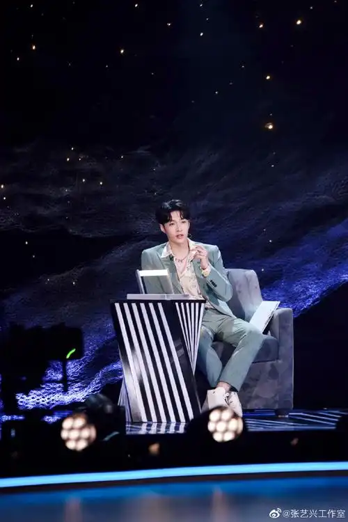 张艺兴舞蹈风暴