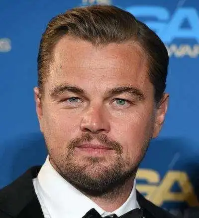 现在小李子热衷于自己的商业,投资某个品牌寻找创新材料,他想让大家穿