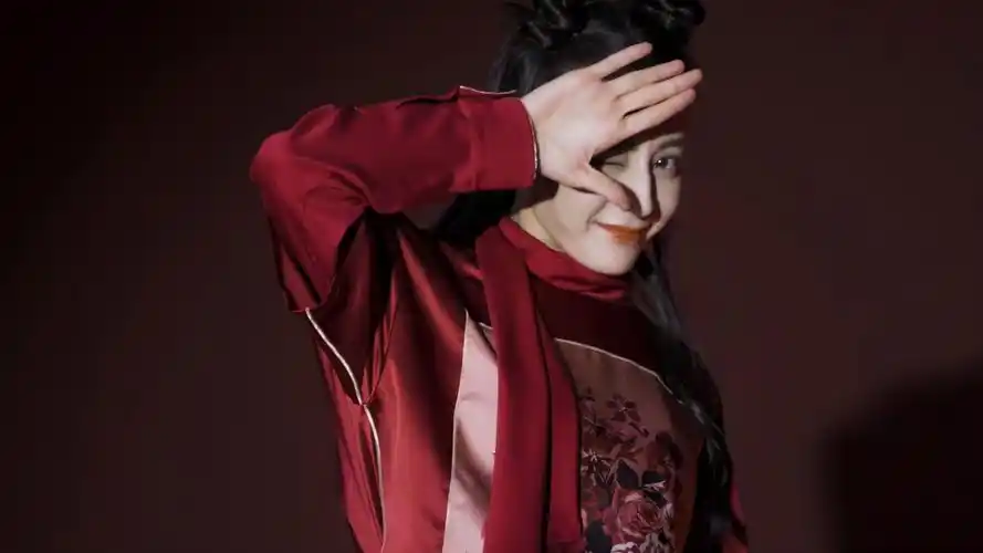 【4k120帧】迪丽热巴-时尚cosmo剧情文艺短片