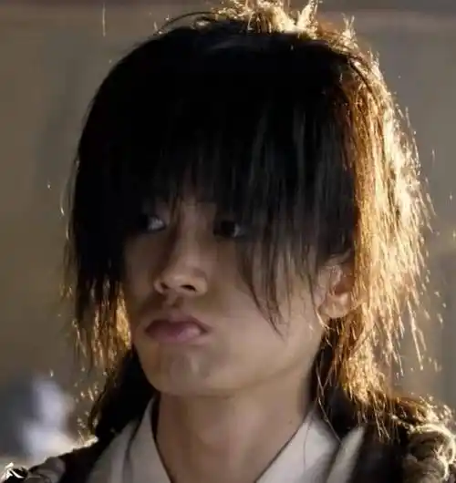 原创好雷人任嘉伦新剧造型被吐槽辣眼蒋欣变蛇精马苏成村姑