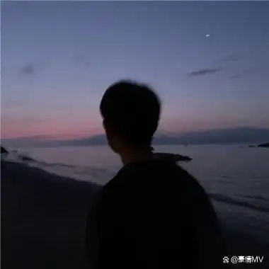 氛围感男生头像小众2024最新慵懒感男头真人意境图片