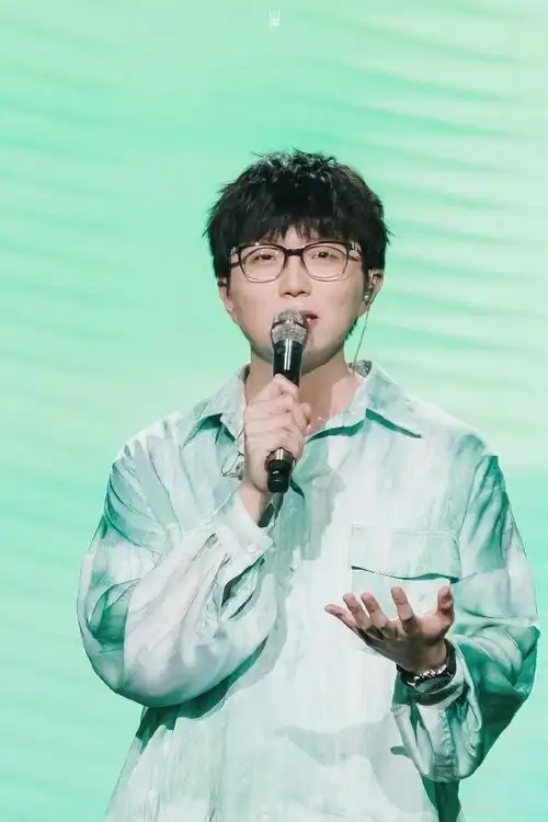 他今天怎么这么可爱啊@毛不易#毛不易