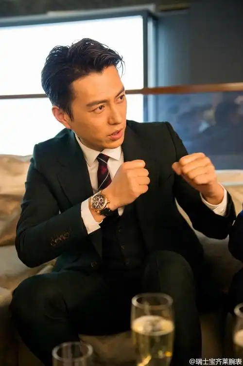 baselworld2016# 这真是一个惊喜,原来大哥@靳东 早已关注宝齐莱