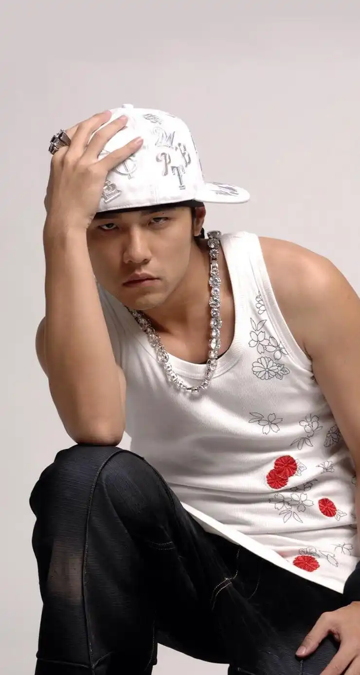 周杰伦写真图片iphone6手机桌面壁纸