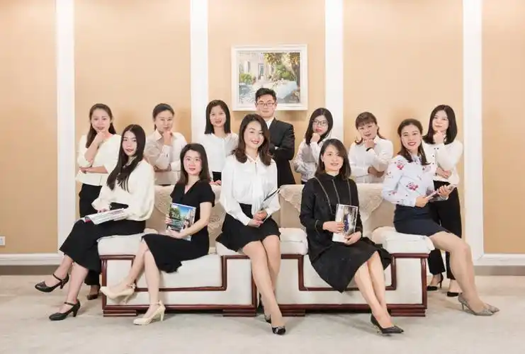 东沙湖学校教研组教师合影