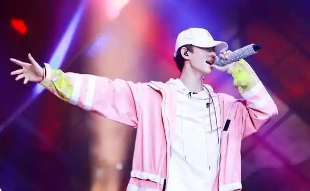 justin范丞丞大爆乐华七子猛料,朱正廷不仅是团霸还是团宠_justin_权