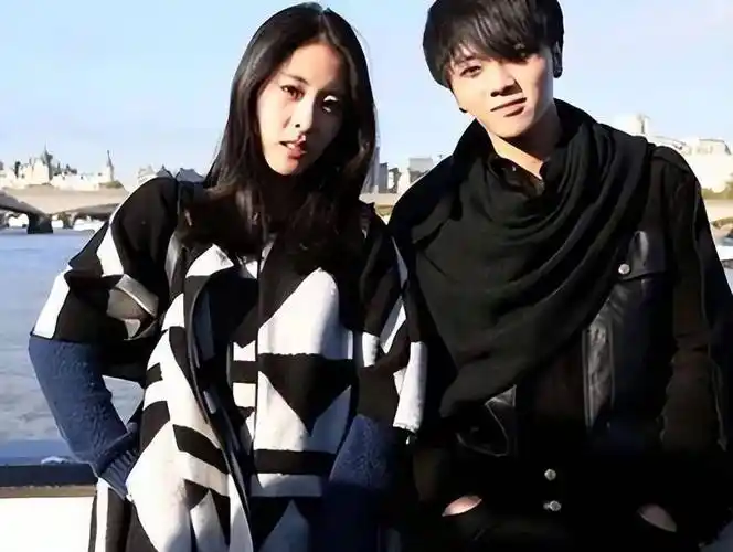 她在2018年怀孕,2019年为华晨宇生下一个女儿的重磅新闻,惊掉了大众的