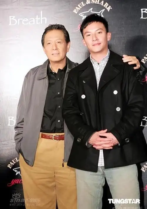 万万没想到他们竟然是亲生父子我不会是最后一个知道的吧