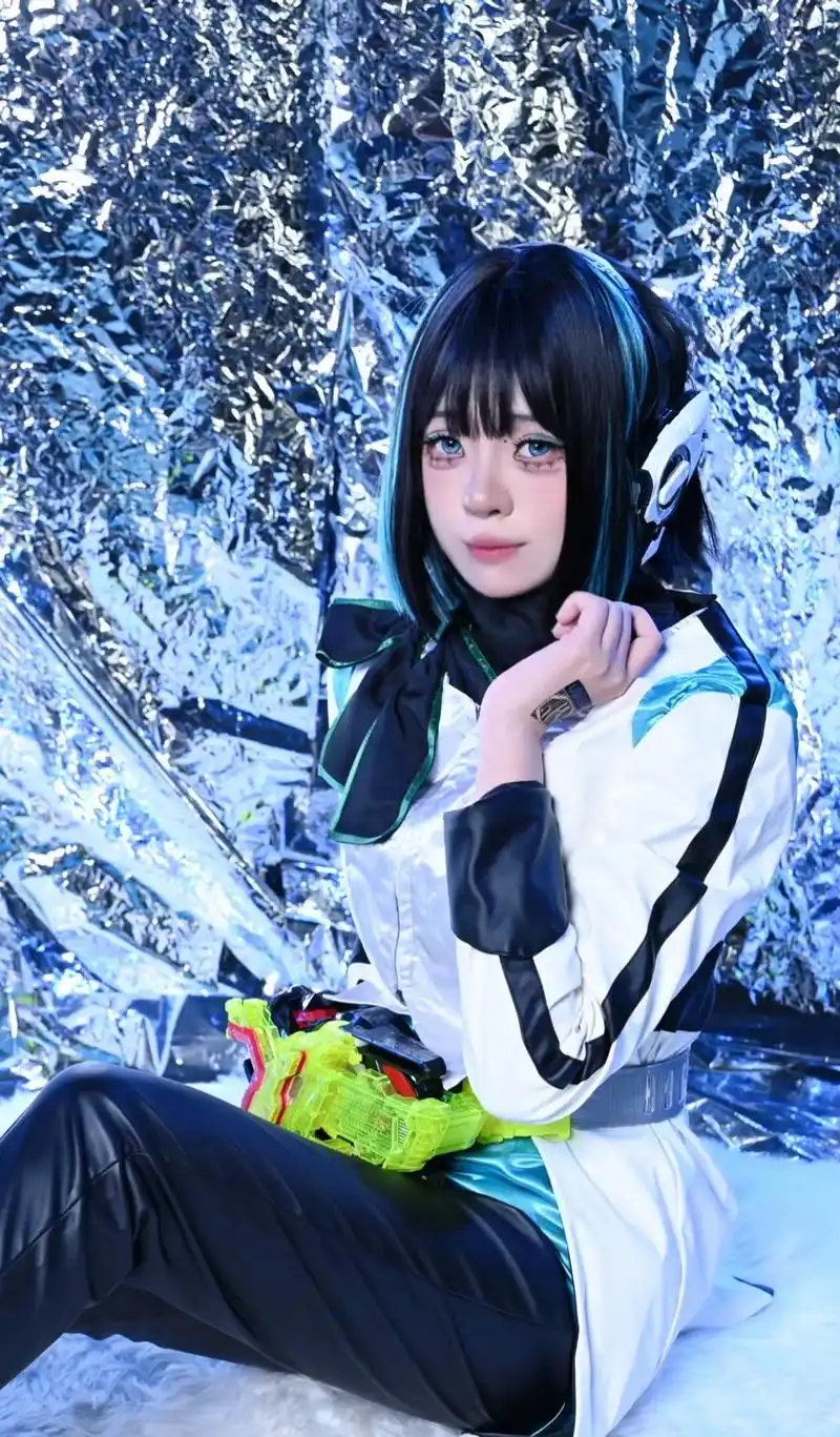 场照 #cos #漫展返图 #假面骑士01伊兹 - 抖音