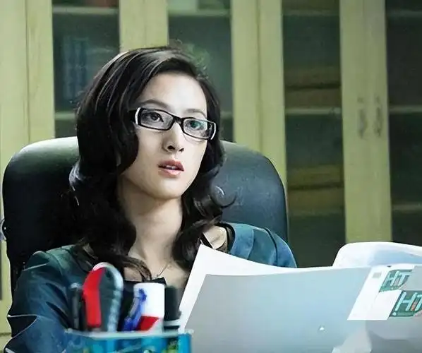 她错过靳东转身嫁给父亲看中的女婿如今怎么样了