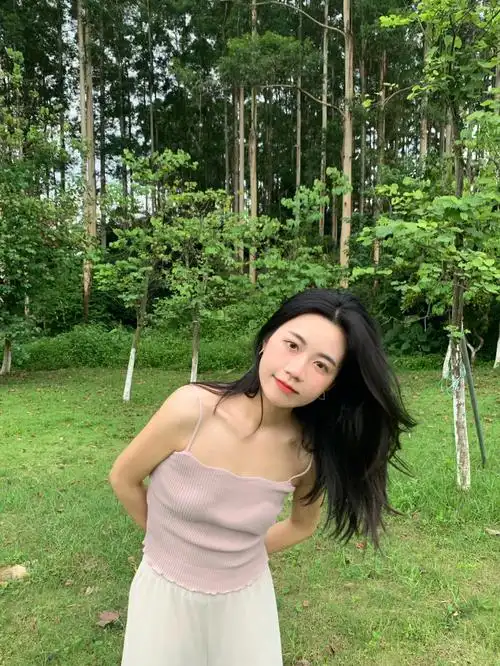 平胸女生应该自卑吗关于我的穿衣自由