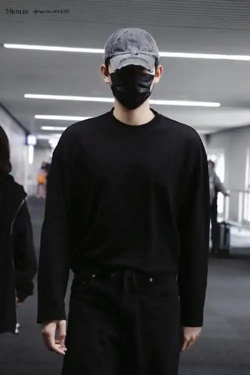 陈飞宇志愿军雄兵出击