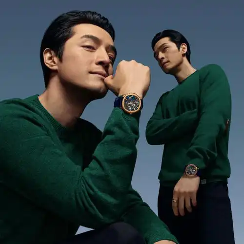 为日常生活带来精致优雅,@piaget伯爵全球品牌代言人@胡歌携手piaget