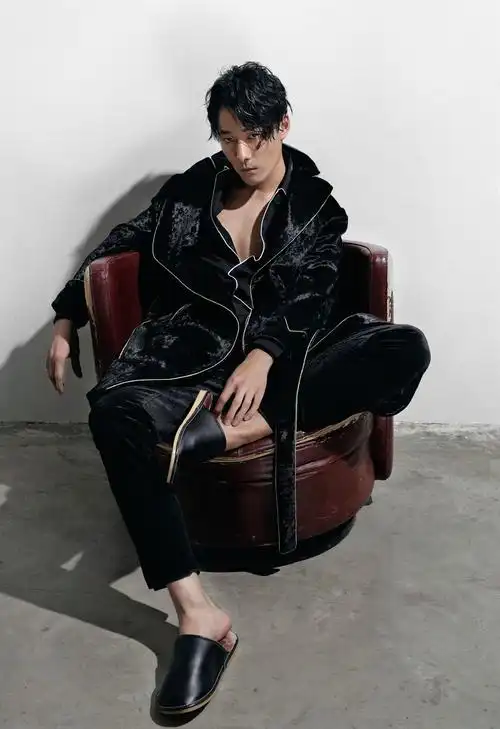 张雨剑图片 张雨剑霸气型男帅气图片