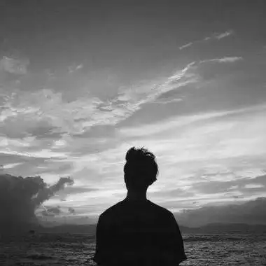 好看的头像男生深沉冷酷背影 男生头像图片大全 -【爱个性】