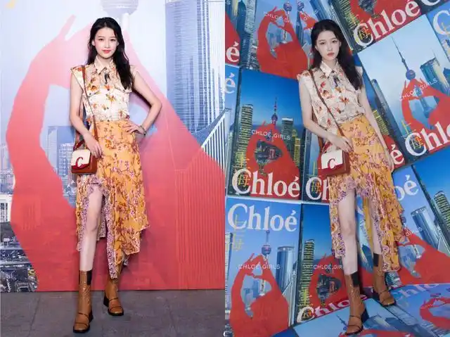 漫画腿精孙怡同框唐嫣何穗太绝!堪比莫文蔚3千万的天价美腿