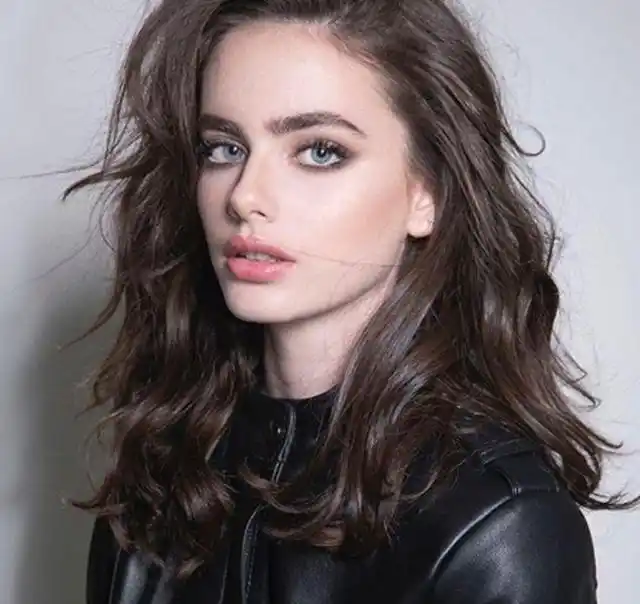 以色列19岁少女,曾获"全球最美面孔",或是这一项运动成就她