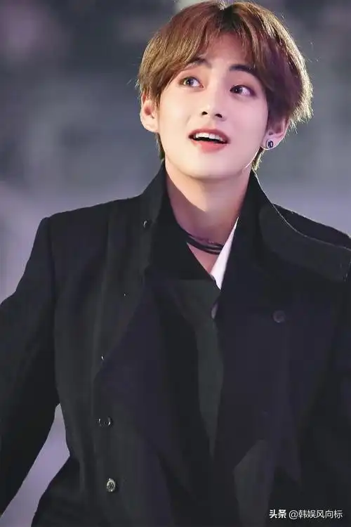 金泰亨被评为多少次世首帅,更是蝉联世界第一首帅 - 生活百科