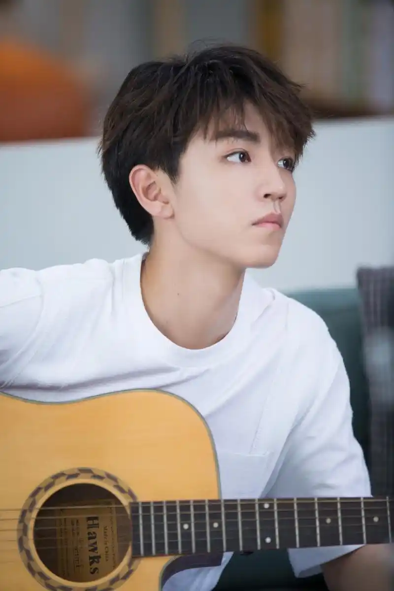 tfboys王俊凯飘柔代言花絮照图片