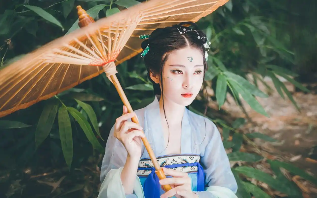 唯美古风汉服美女高清桌面壁纸高清大图预览1920x1200_美女壁纸下载