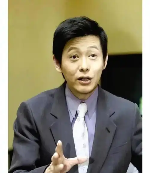 前央视主持人程前大变样60岁的他让观众直呼已经完全认不出