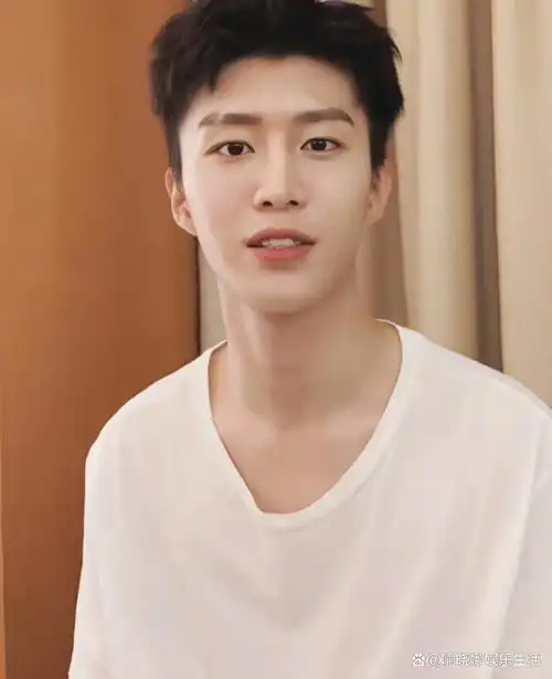 00后在家是什么样的?范丞丞的一天