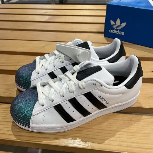 adidas三叶草 易烊千玺陈奕迅同款三叶草贝壳头男女板鞋 fw6387