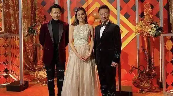 原创原创45岁刘恺威魅力不减钟嘉欣追忆与他拍戏过往大赞对方是绅士