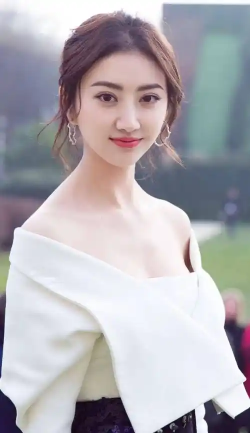 这些明星有的四年15部女主,有的演技好到没话说_杨蓉_袁姗姗_观众们