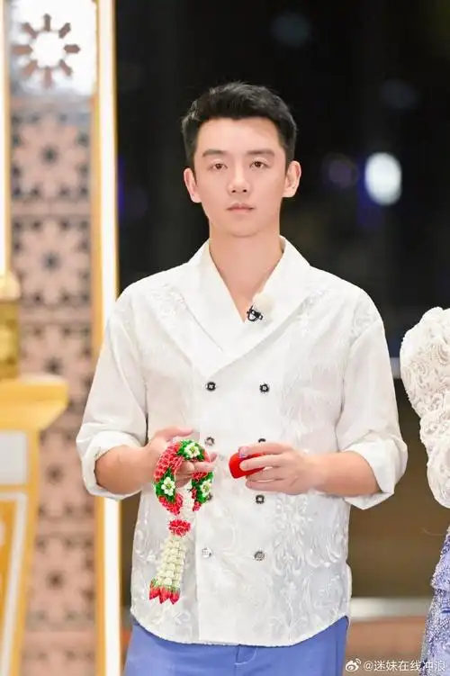 真的要压制郑恺还得是看我们angelababy,因为导演宣布背叛者只存在于