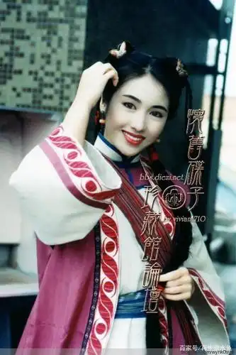 女神黎姿的珍贵照片,那时候还没有美颜,保证你连一半都没见过