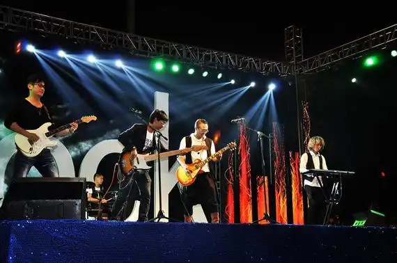 乐队live激情演绎