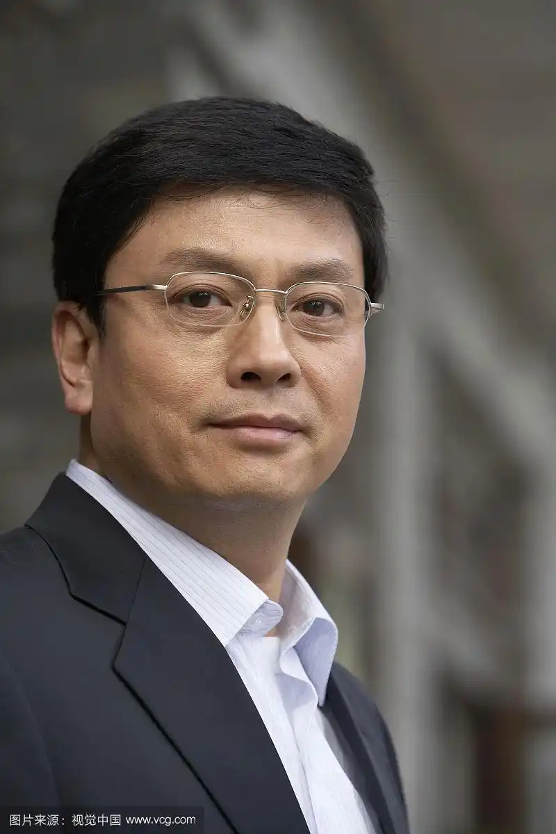 中年商务男性肖像