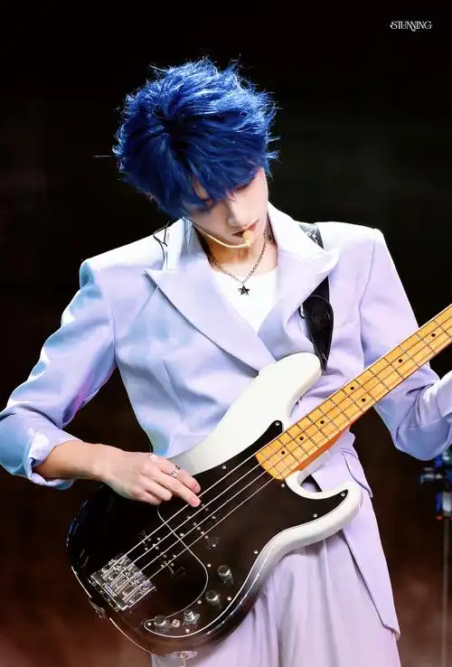 舞台上的大明星@tf家族-朱志鑫3836383936343738让