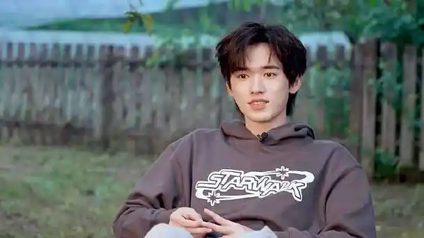 宋亚轩楼间楼演唱会