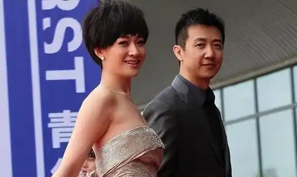 李小冉与鄢颇分手10年她嫁男闺蜜很幸福他带着伤痛当爸爸