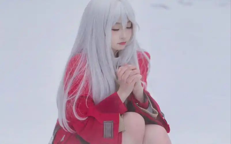 光腿0℃雪地 克拉拉cos