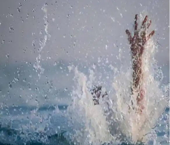 原创湖南小伙邓锦杰救出4名溺水者后牺牲被救者直言关我啥事