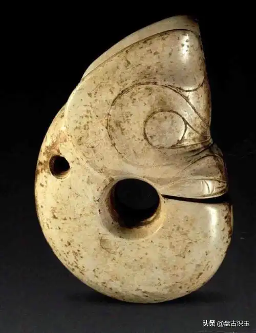 30个馆藏红山玉猪龙,看到痴迷! 第18张