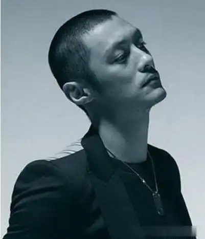 余文乐最新发型3