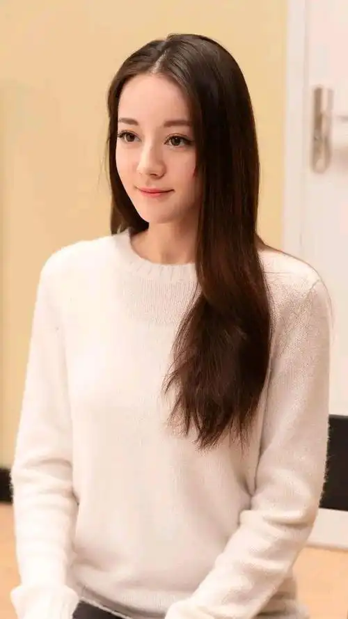 迪丽热巴美图,最喜欢热巴的大眼睛,太漂亮了!