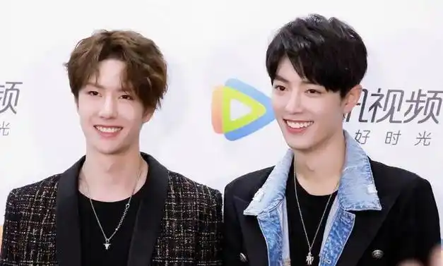 博君一肖站姐稳坐集赞前六,两次更改头像,太狂了|肖战|王一博|cp粉