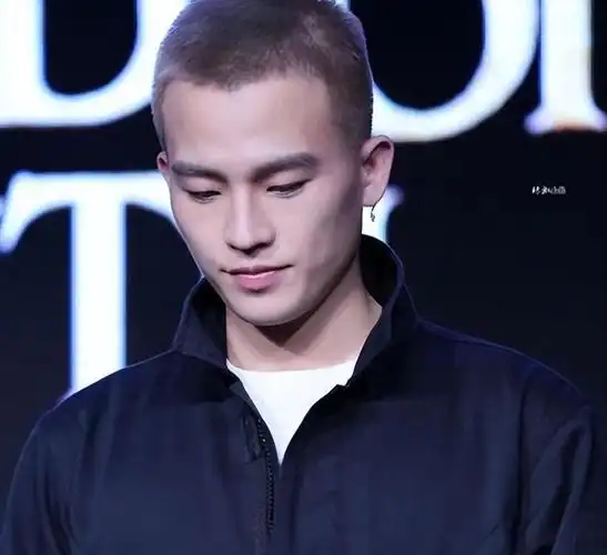 从快男到华语电影奖谈过一个女朋友欧豪这些年发展的怎么样