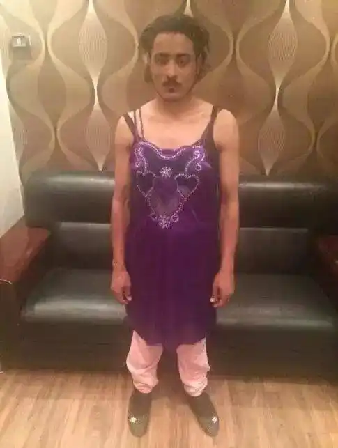 史上最辣眼睛的男扮女装不抓你抓谁啊