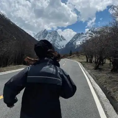 成熟且有深度背影的头像男 男生头像图片大全 -【爱个性】