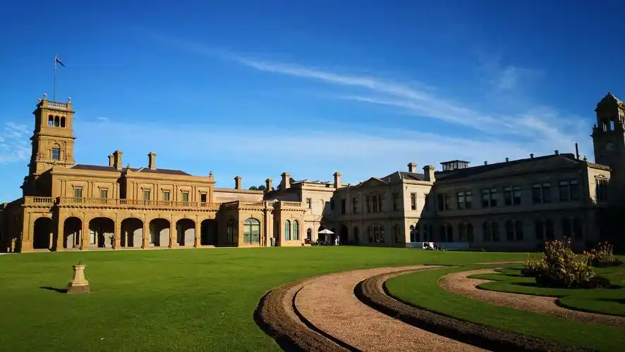 墨尔本华勒比庄园与玫瑰园