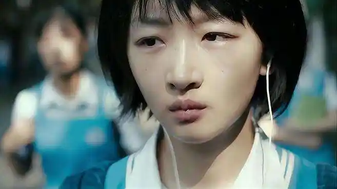 少年的你:陈念被抓去问话,一句我不需要朋友,听见了心碎的声音