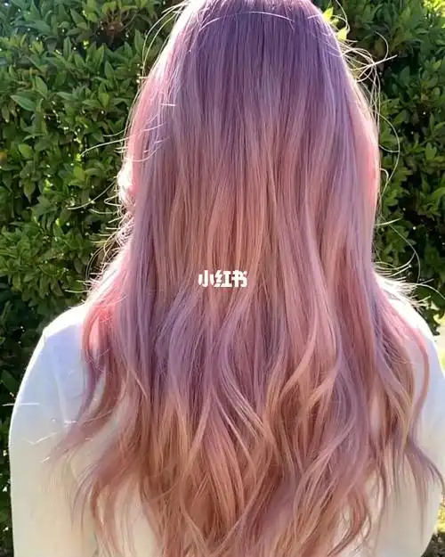 甜蜜粉色二次元发色渐变发色